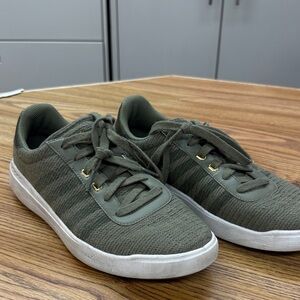 K-Swiss Olive Men's Sneakers with White Sole